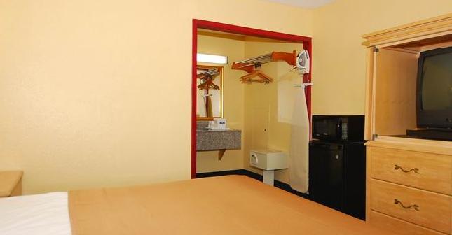 Holiday Express & - East - Ybor City By Ihg Tampa