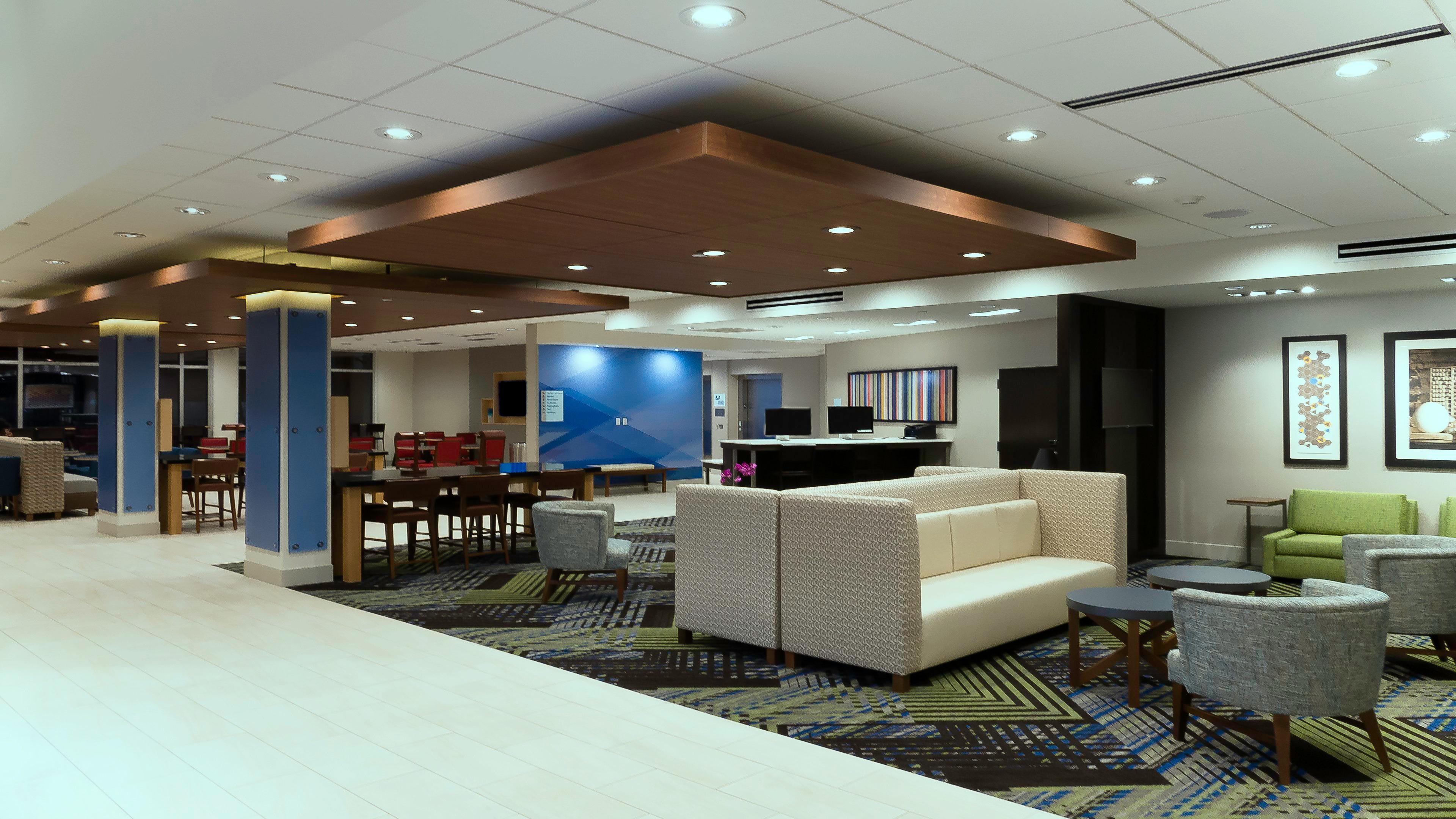 Express & - East - Ybor By Ihg Hotel Tampa