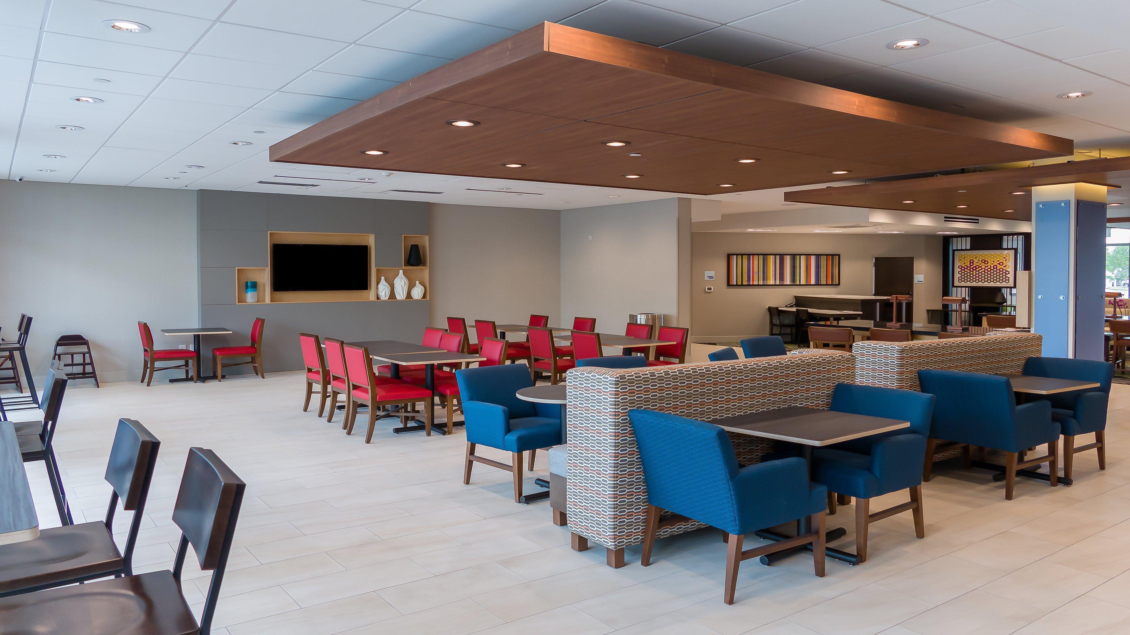 Express & - East - Ybor By Ihg Hotel