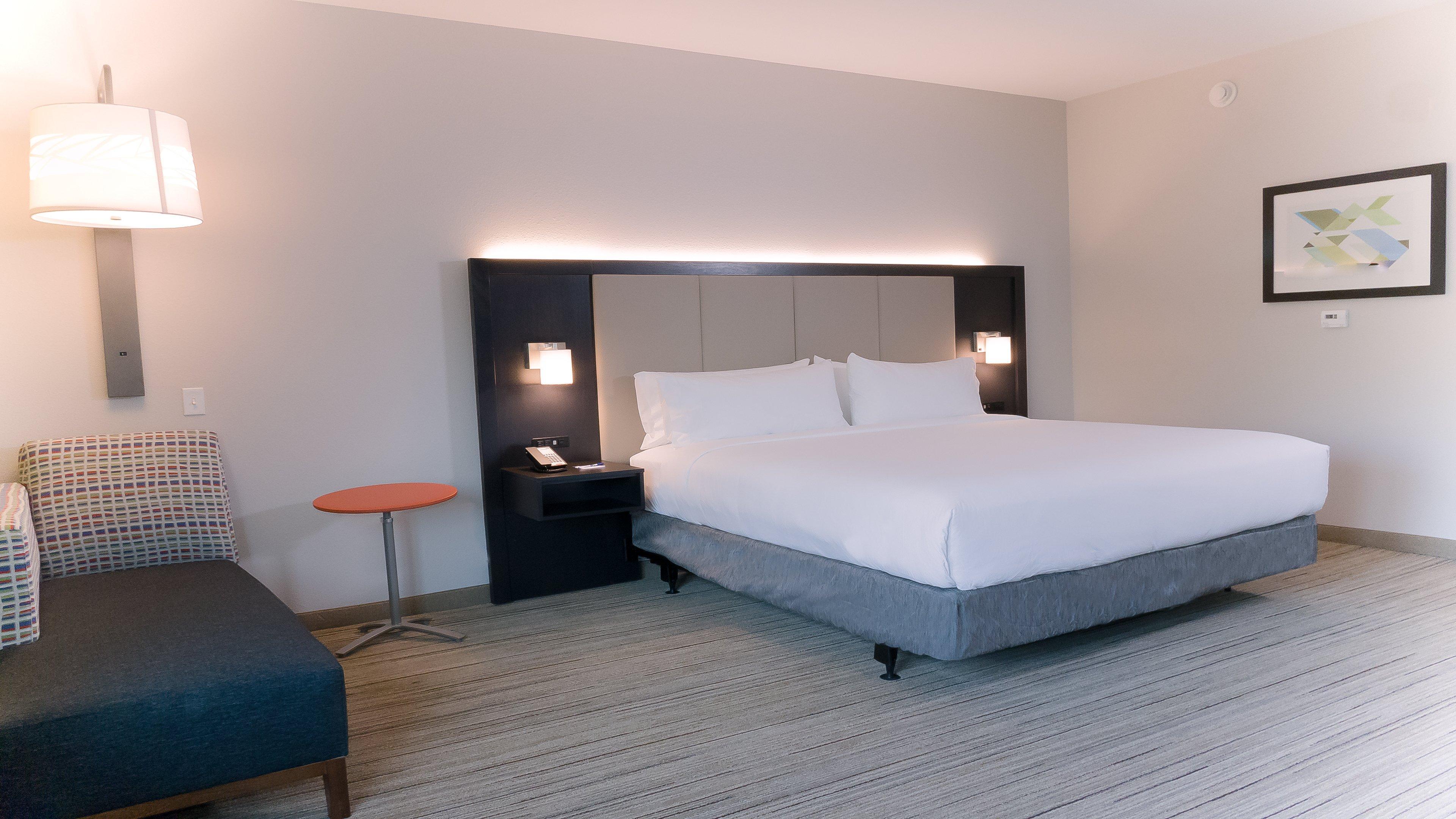 Express & - East - Ybor By Ihg Hotel