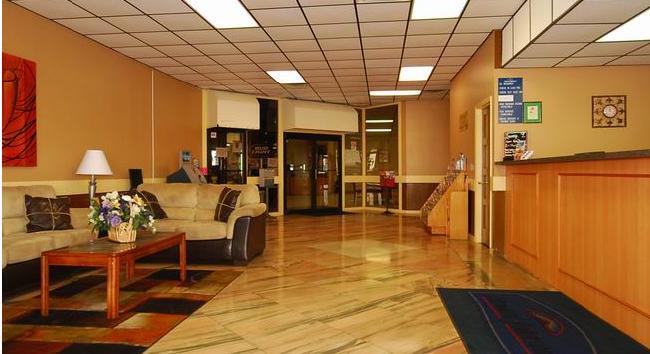 Express & - East - Ybor By Ihg